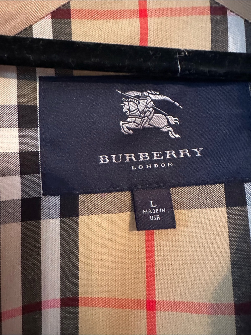 Burberry Pink Trench Coat with Signature Check Lining - Picture 2 of 9